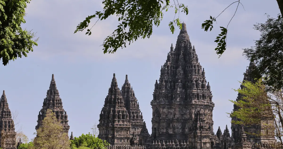 Top-5-Southeast-Asian-Destinations-for-Indian-Tourists-on-a-Budget